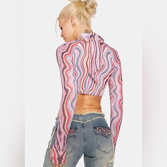 🏷️ NWT AFRM Cordelia Cropped Cross Neck Long Sleeve Top - Picture 3 of 7